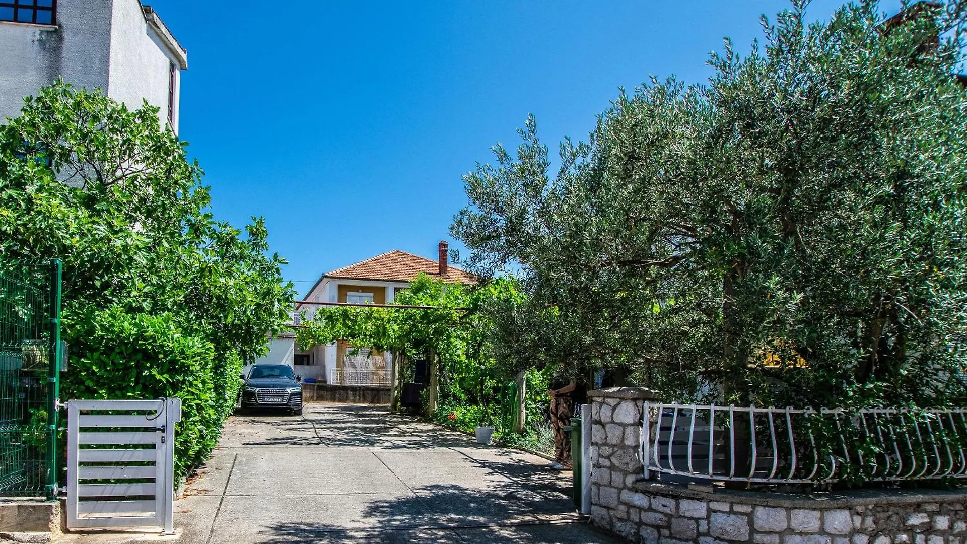Apartments Dalmatino بيوغْغاد نا موغو