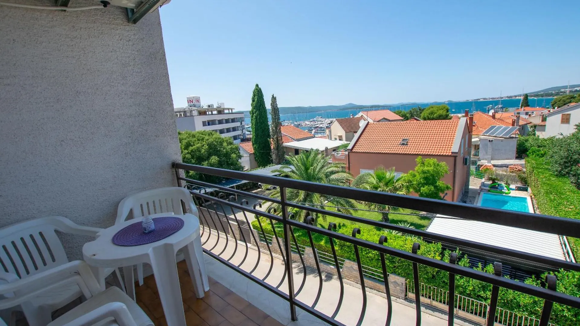 Apartments Dalmatino بيوغْغاد نا موغو كرواتيا